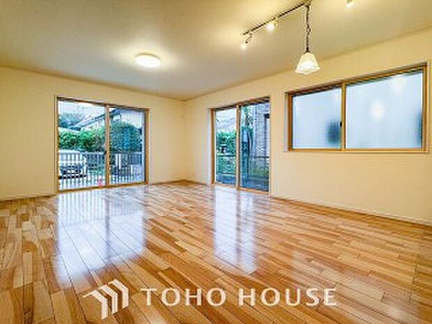 空気感という居心地の良いＢＧＭは、暮らしのステージを彩り、心のやすらぎと満足感を与えてくれます。