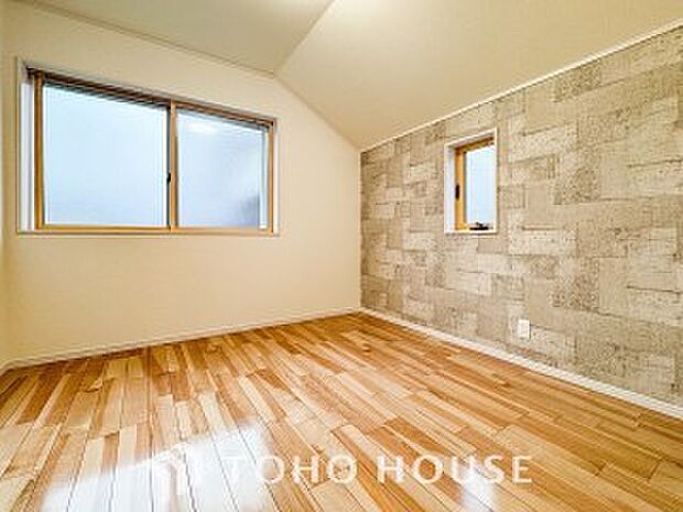 環境の良い場所にセンス良く暮らしたい、こだわりの室内には至福のシーンが繰り広げられます。