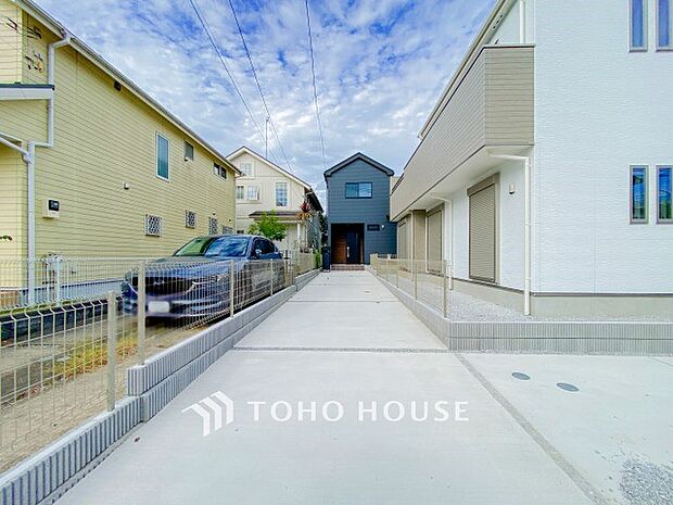 カースペースもゆとりある空間を保っています。