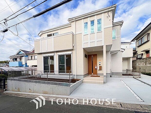 時間のゆとりと空間、爽やかな陽光がもたらす光と風を贅沢なまでに感じる暮らしが始まります。