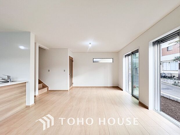 落ち着いた雰囲気に包まれた伸びやかな空間で、ゆったりと家族団らんの時間を過ごせます。