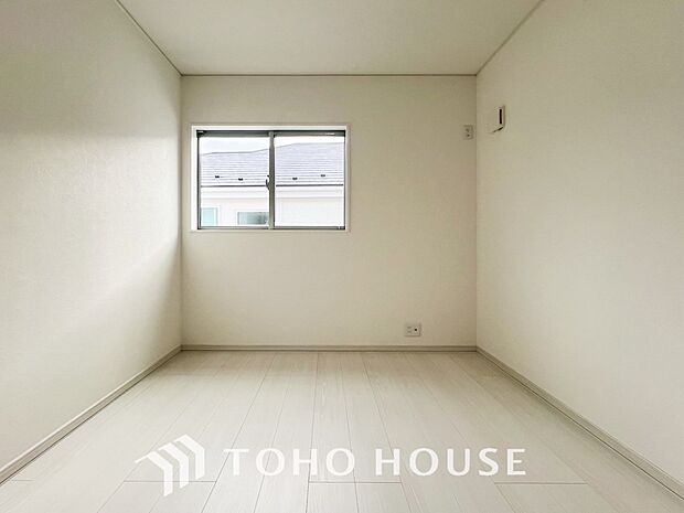 1日の疲れを癒し、心地よく寛げるようゆったりとした広さを確保しています。