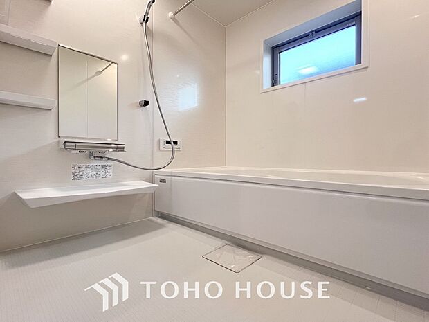 一日の疲れが癒される優雅なバスタイムを堪能できるゆとりあるバスルームです。