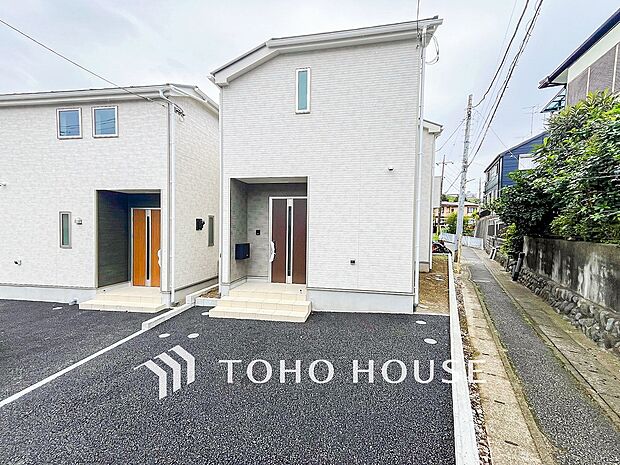 表現された空間は豊かな光と風を纏い、暮らしの時間を豊かにしてくれます。