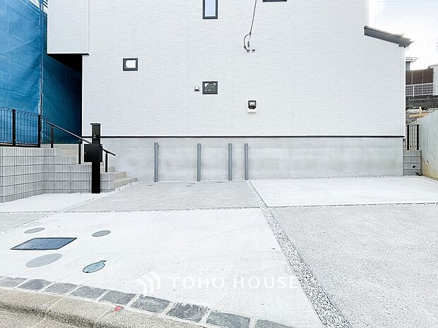 カースペースもゆとりある空間を保っています。