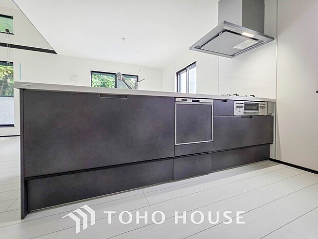 家族の健康を支えるキッチン。毎日使う場所だから気持よく使えて、居心地の良い空間に。