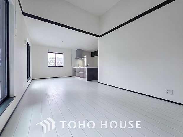 ここにはみんなが集い、食事と楽しい会話が始まるスペース。