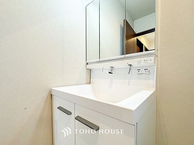 洗面台・洗面所ご家族の1日が始まり、1日の終わりを締めくくる洗面空間。