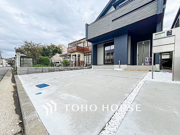 カースペースもゆとりある空間を保っています。