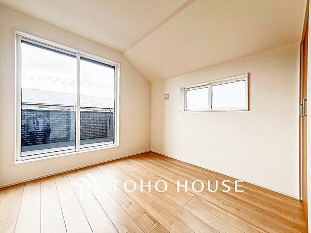 環境の良い場所にセンス良く暮らしたい、こだわりの室内には至福のシーンが繰り広げられます。