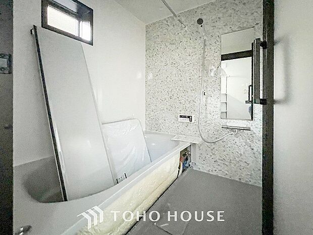 一日の疲れが癒される優雅な時間を堪能できるゆとりあるバスルームです。