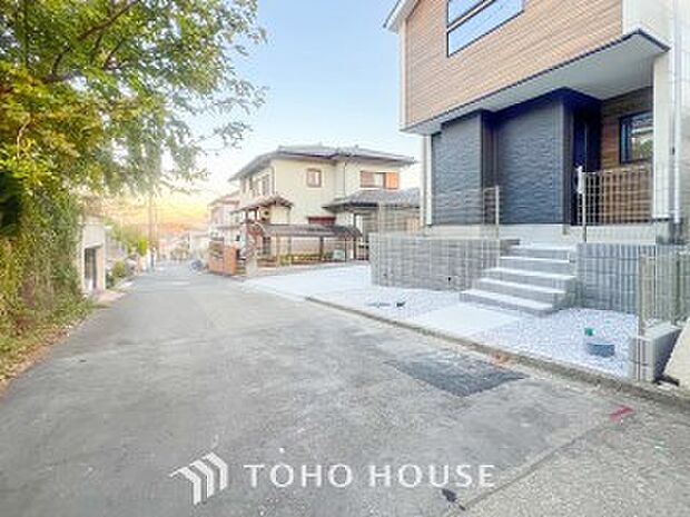 落ち着きのある閑静な住宅街。きっとここからご家族のかけがえのない想い出が作られることでしょう。