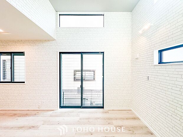 ご家族やお客様との時間など、多くの時を刻む空間。何気なく過ぎる時でさえも上質なひと時に。