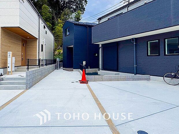 カースペースもゆとりある空間を保っています。