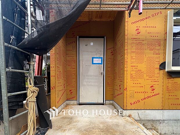 表現された空間は豊かな光と風を纏い、暮らしの時間を豊かにしてくれます。