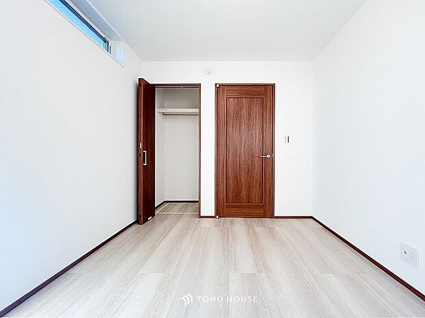 通風・採光にも優れ、心地よい光と風があふれています。