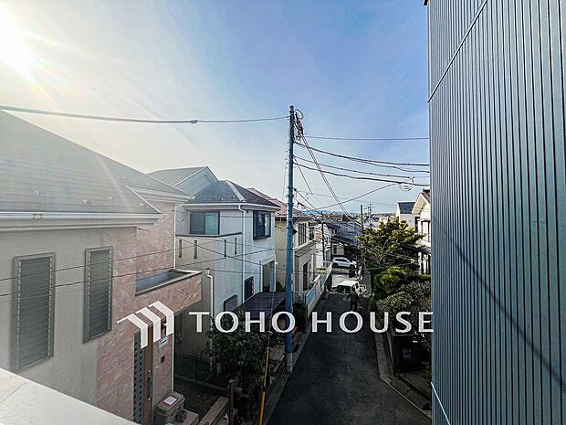 開放的で気持ちの良い眺望と青い空を満喫できます。