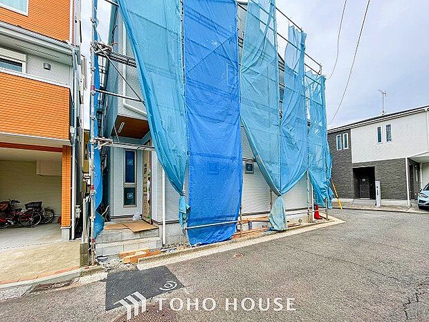 表現された空間は豊かな光と風を纏い、暮らしの時間を豊かにしてくれます。