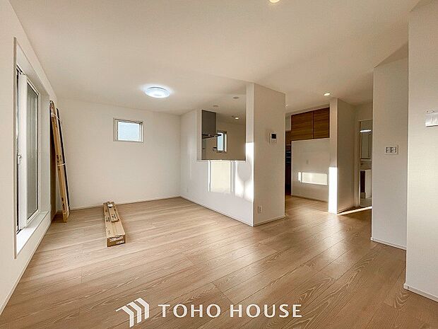 美味しいお料理も楽しいお喋りもキッチンを中心に広がります。