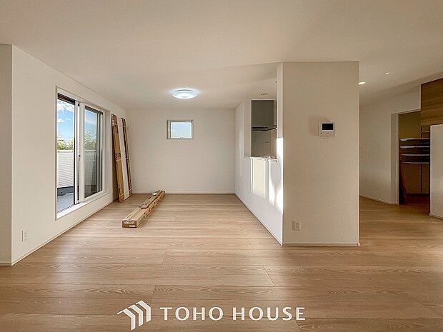 ここにはみんなが集い、食事と楽しい会話が始まるスペース。