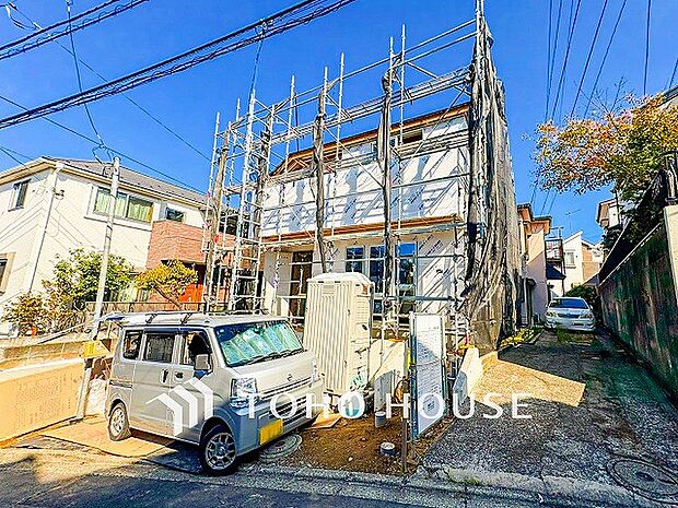 カースペースもゆとりある空間を保っています。