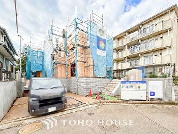 時代の流れに惑わされないシックなカラートーンで街並みに溶け込む外観。