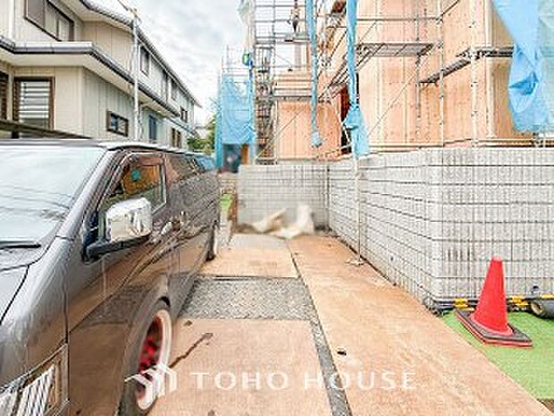 カースペースもゆとりある空間を保っています。