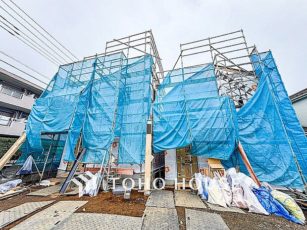 閑静な住宅街の一角、ひと時のくつろぎが生まれ、ゆっくりと愛着が育まれていきます。