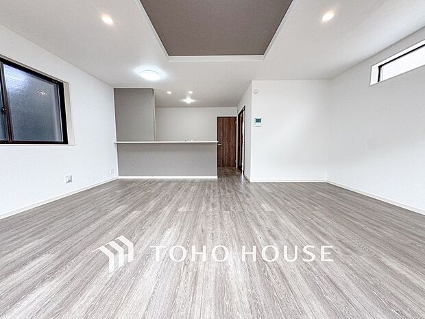 空気感という居心地の良いBGMは、暮らしのステージを彩り、心のやすらぎと満足感を与えてくれます。