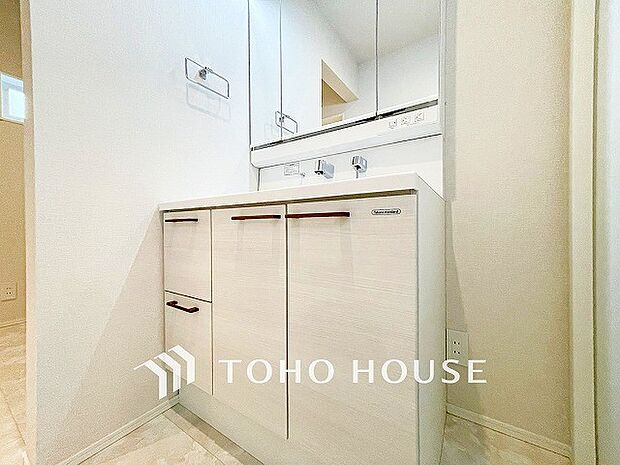 洗面台・洗面所ご家族の1日が始まり、1日の終わりを締めくくる洗面空間。