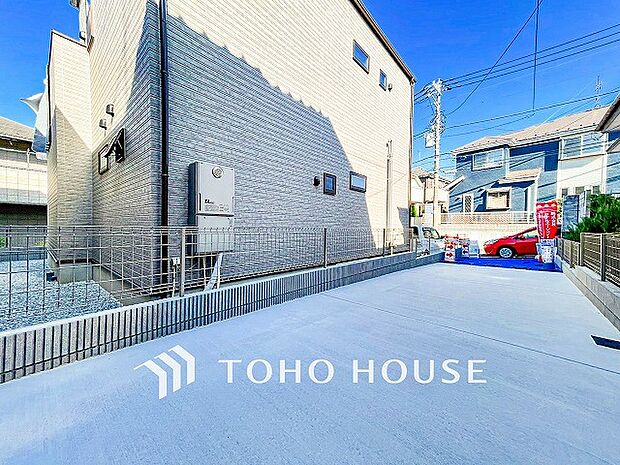 カースペースもゆとりある空間を保っています。