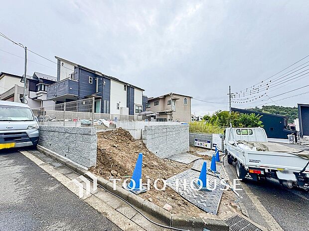 現地土地写真『快適』は「家」と「街」と「環境」が調和した時に訪れるだと改めて感じさせてくれます。