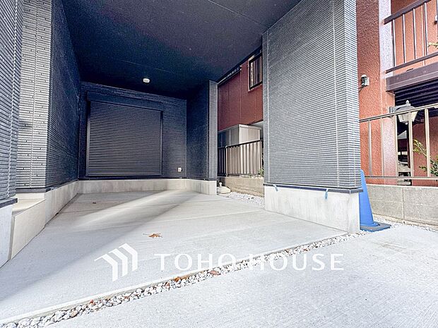 カースペースもゆとりある空間を保っています。