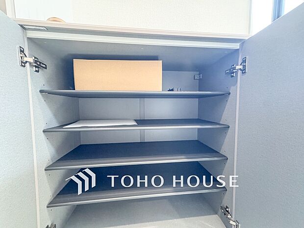 暮らし心地を大きく左右する収納を適材適所に配置。