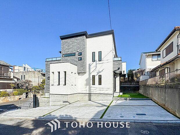 閑静な住宅街の一角、ひと時のくつろぎが生まれ、ゆっくりと愛着が育まれていきます。