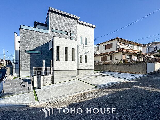 忙しく過ぎゆく日常を置き去るほど、ゆったりした時間が流れる住環境。