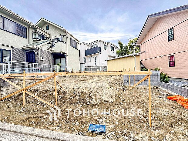 閑静な住宅地で小さなお子様がいるご家族にも安心な住環境が魅力です。