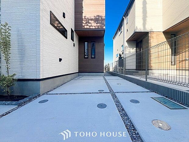 カースペースもゆとりある空間を保っています。