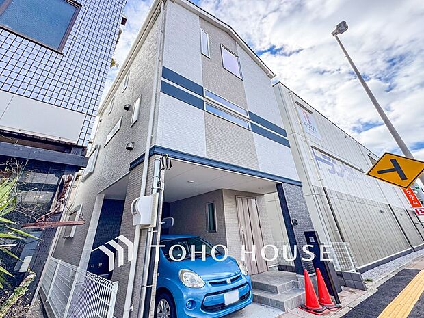閑静な住宅街の一角、ひと時のくつろぎが生まれ、ゆっくりと愛着が育まれていきます。