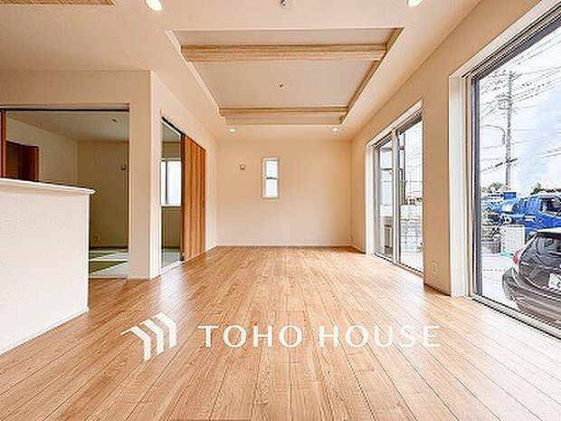 開放感あるリビングダイニング。ご家族とのんびりしたひと時を過ごせますね。