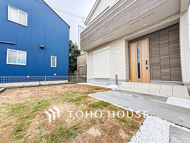 毎日の暮らしの中に癒しを与えてくれるお庭スペース。