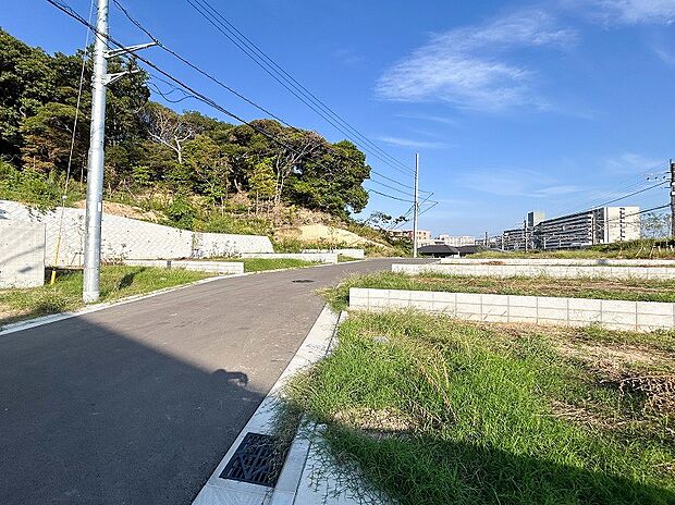 開放的で気持ちの良い眺望と青い空を満喫できます。