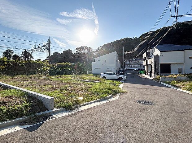 時間のゆとりと空間、爽やかな陽光がもたらす光と風を贅沢なまでに感じる暮らしが始まります。