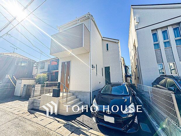 表現された空間は豊かな光と風を纏い、暮らしの時間を豊かにしてくれます。