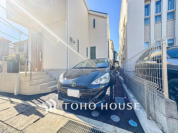 カースペースもゆとりある空間を保っています。