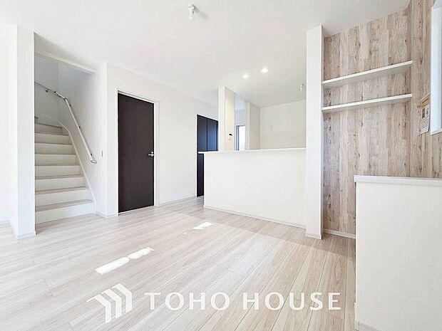 ご家族やお客様との時間など、多くの時を刻む空間。何気なく過ぎる時でさえも上質なひと時に。