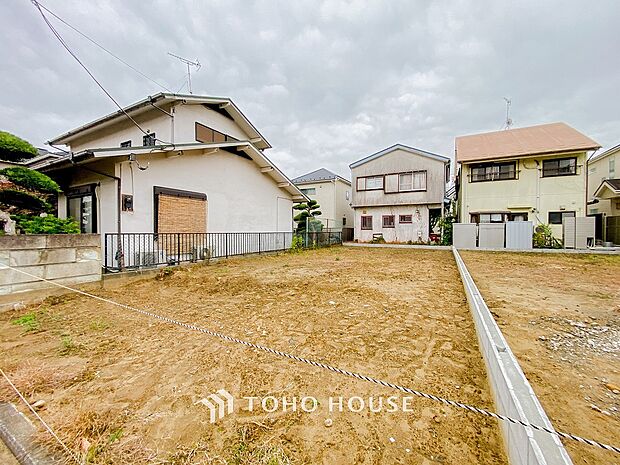 閑静な住宅街の陽当りに恵まれた土地で寛ぎに満ちた生活を。