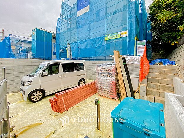 カースペースもゆとりある空間を保っています。