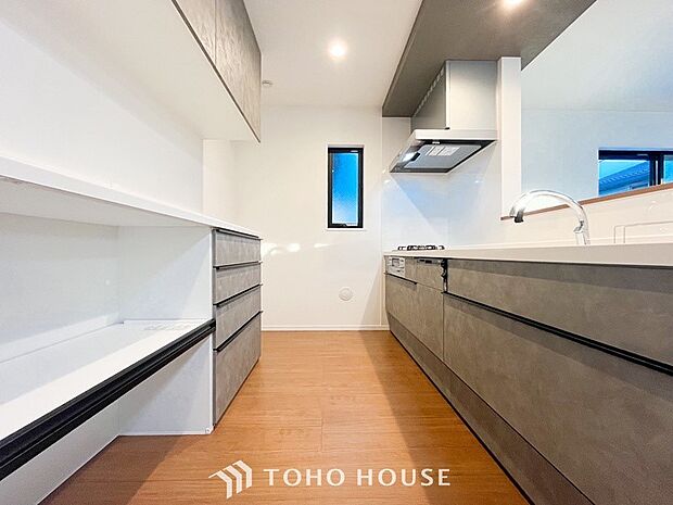 家族の健康を支えるキッチン。毎日使う場所だから気持よく使えて、居心地の良い空間に。