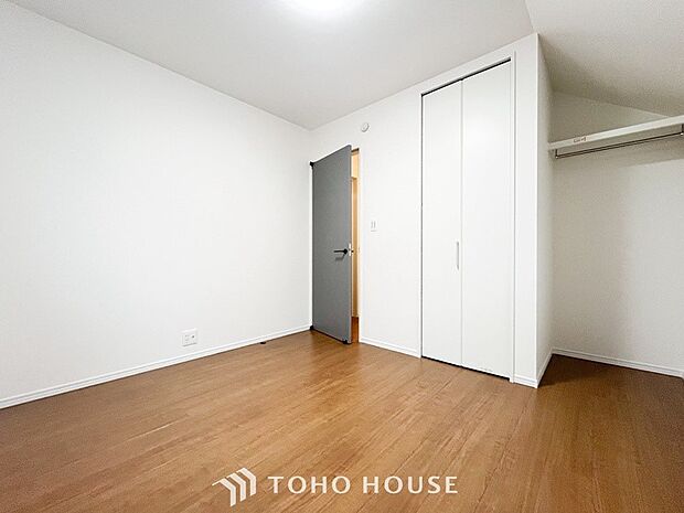 環境の良い場所にセンス良く暮らしたい、こだわりの室内には至福のシーンが繰り広げられます。